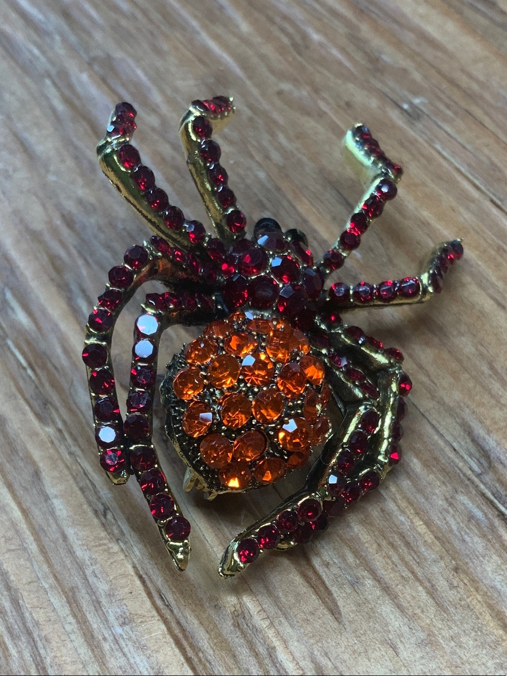 Sparkling Spider Red and Orange Crystal Accent Brooch - Picture 3 of 5